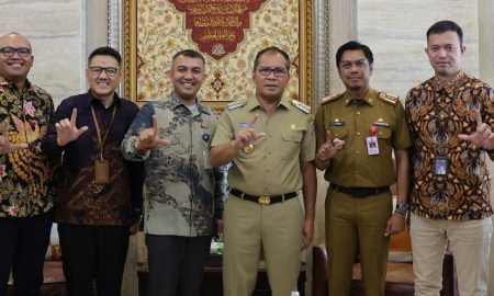 Penandatanganan MOU Pemkot dengan Bank Mandiri di Kediaman Wali Kota, Jl Amirullah, Senin (31/07/2023).