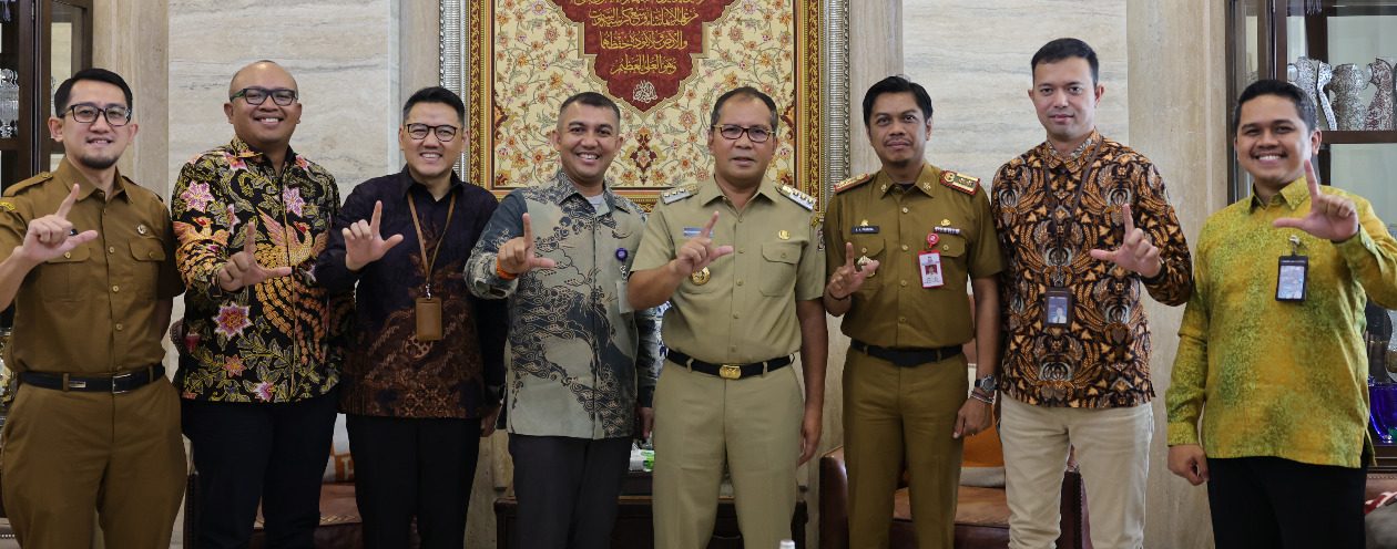 Penandatanganan MOU Pemkot dengan Bank Mandiri di Kediaman Wali Kota, Jl Amirullah, Senin (31/07/2023).