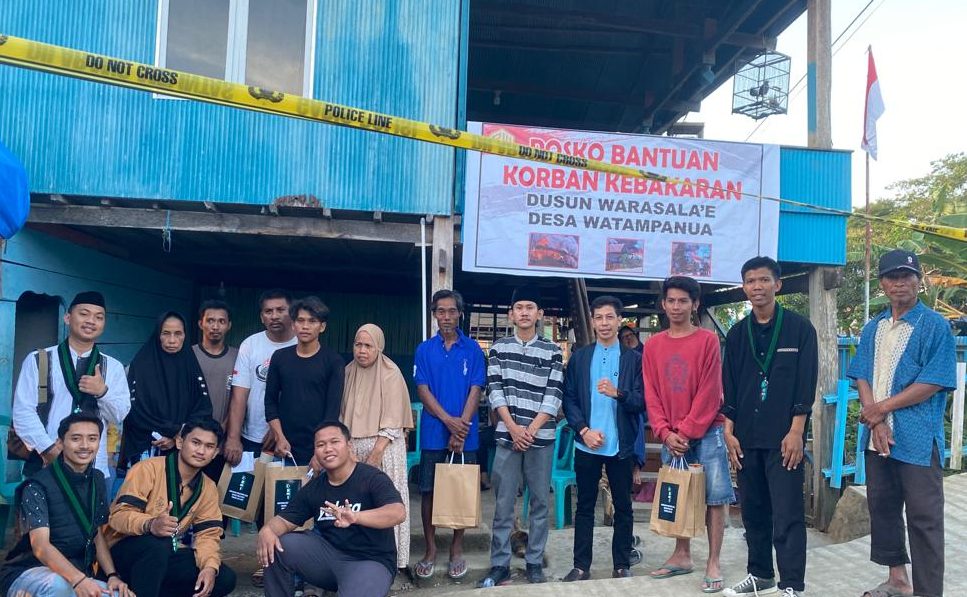HMI Wajo Maju Salurkan bantuan korban kebakaran pammana