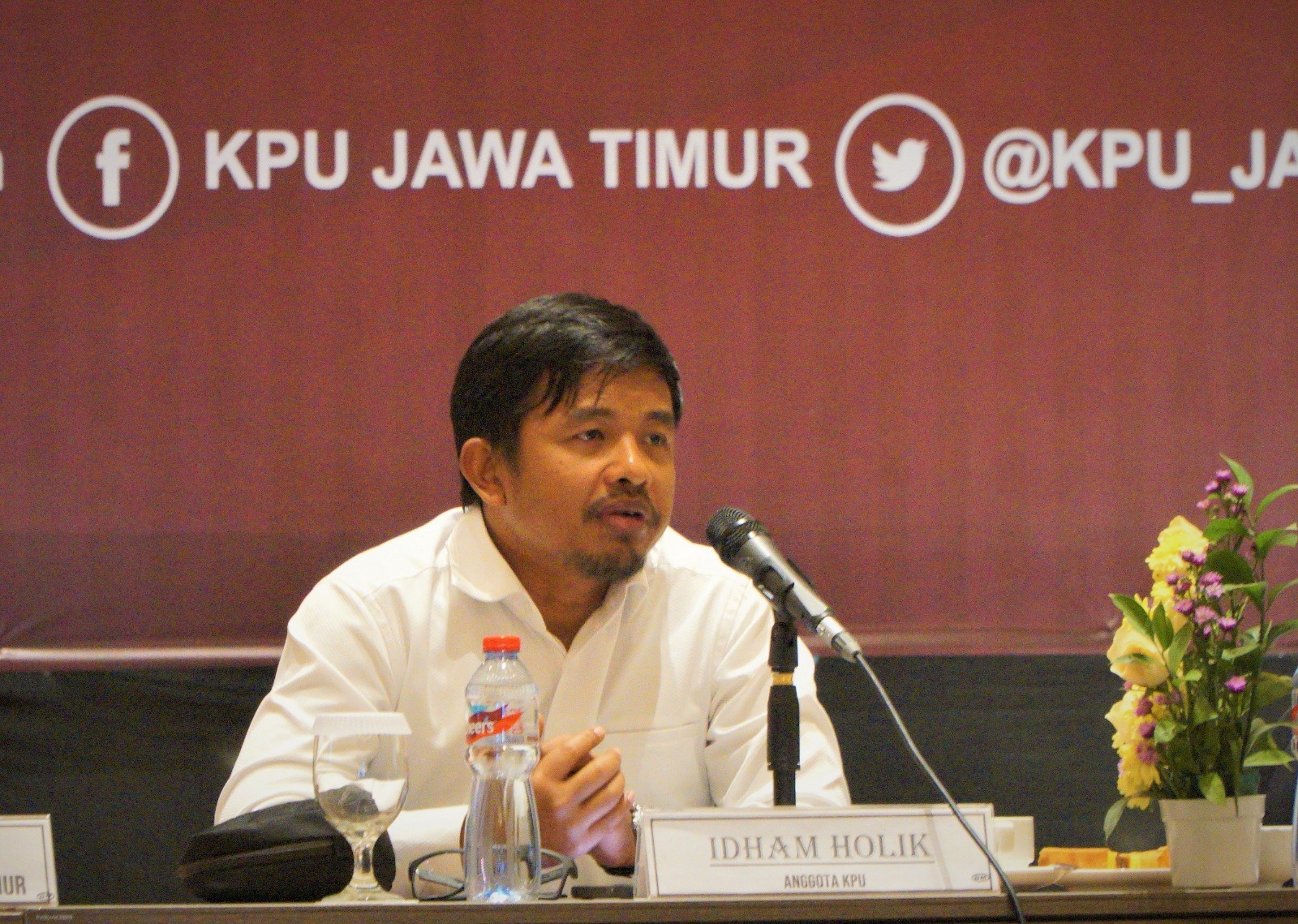 Anggota KPU Idham Kholik