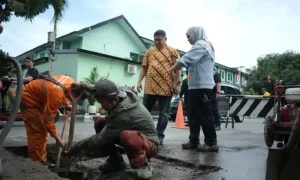 Wali Kota Munafri Tinjau Jalan Garuda